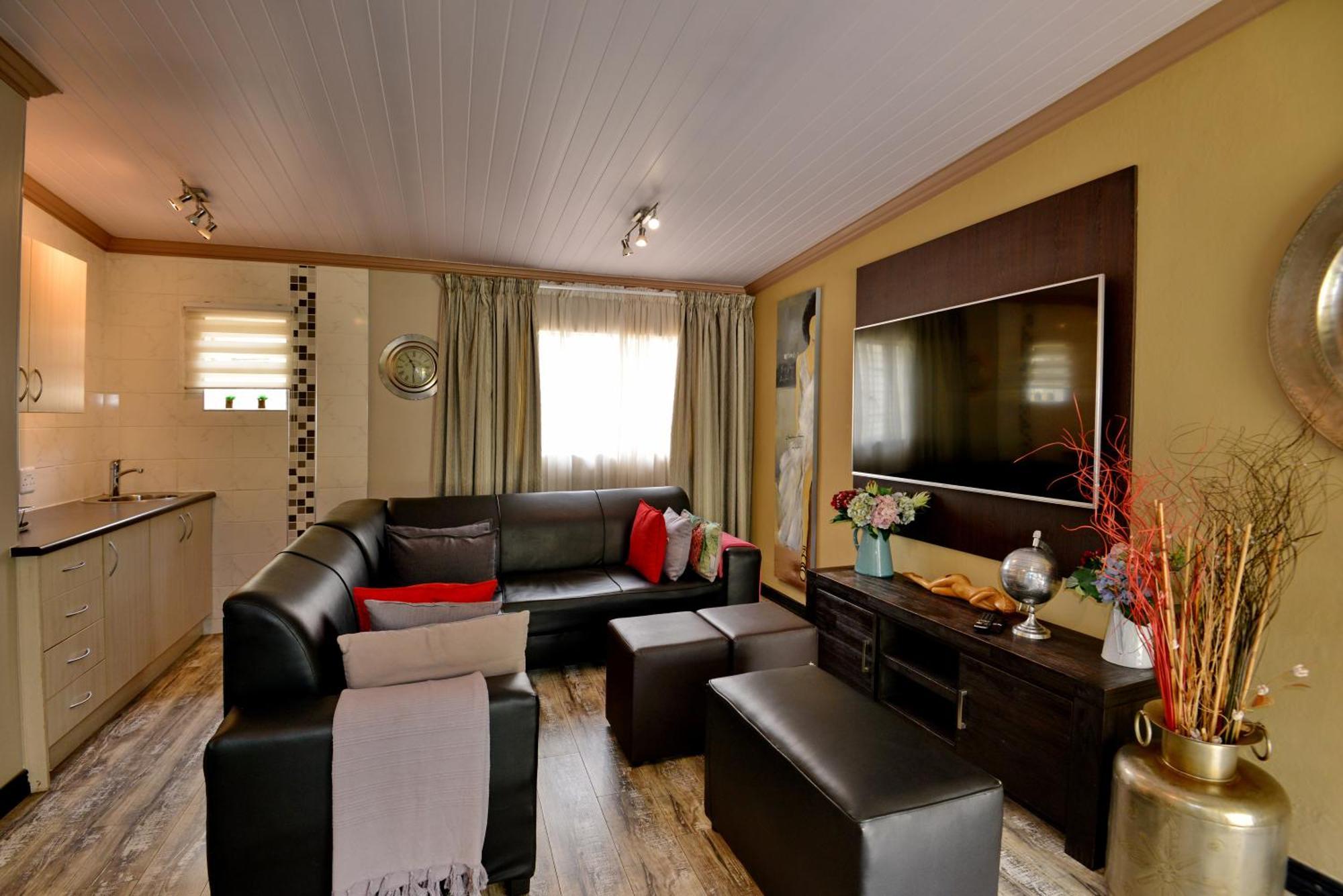 Sunrock 4* Kempton Park
